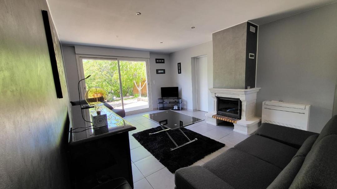 Photo of Livingroom in Cadenet