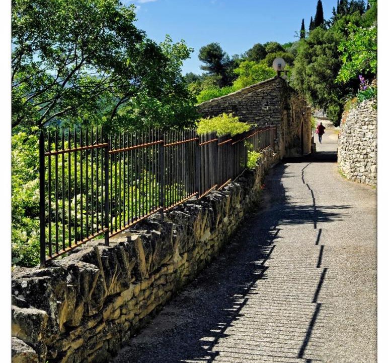 Photo of Others in Saint-Martin-de-Castillon
