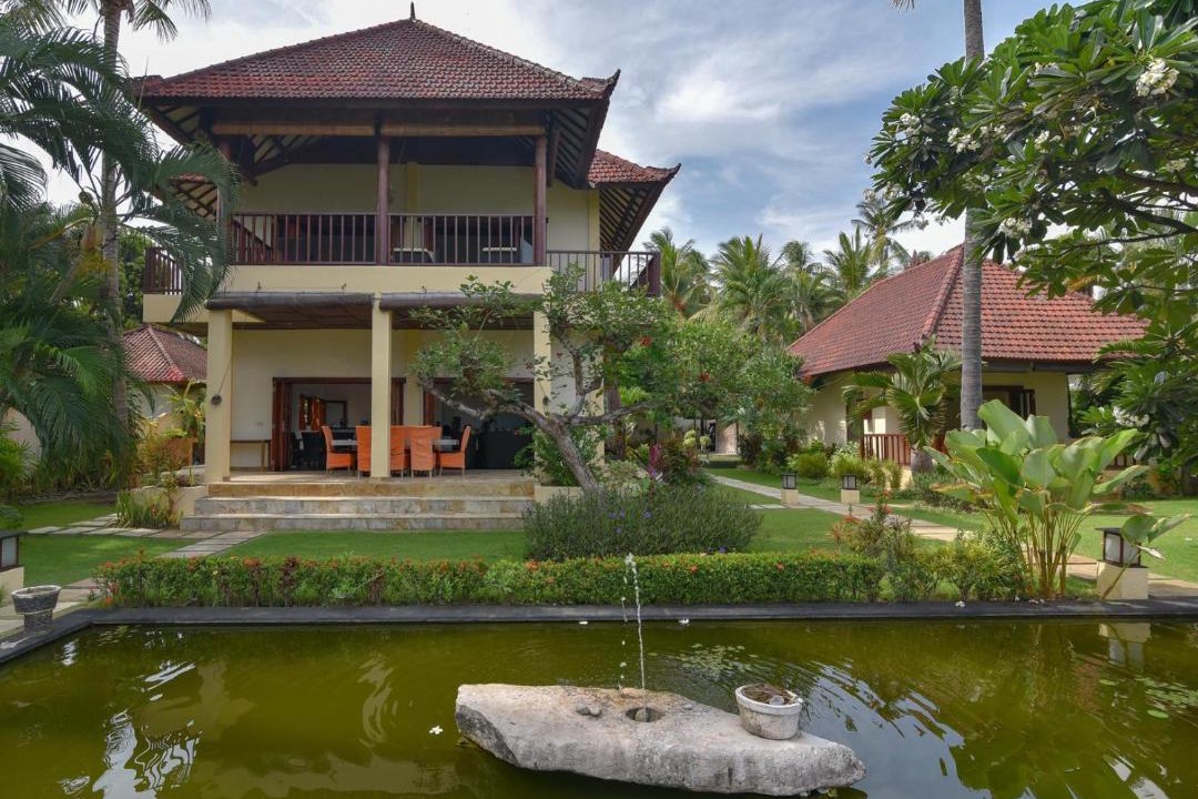Photo of Buildings in Kubutambahan