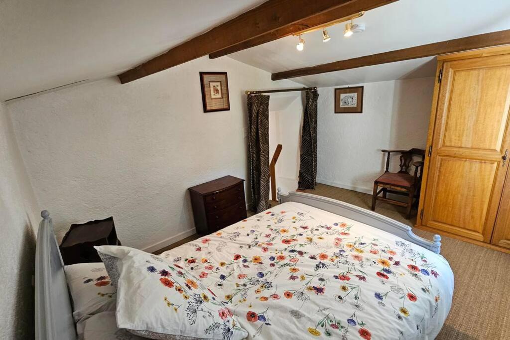 Photo of Bedroom in Saint-Cezaire-sur-Siagne