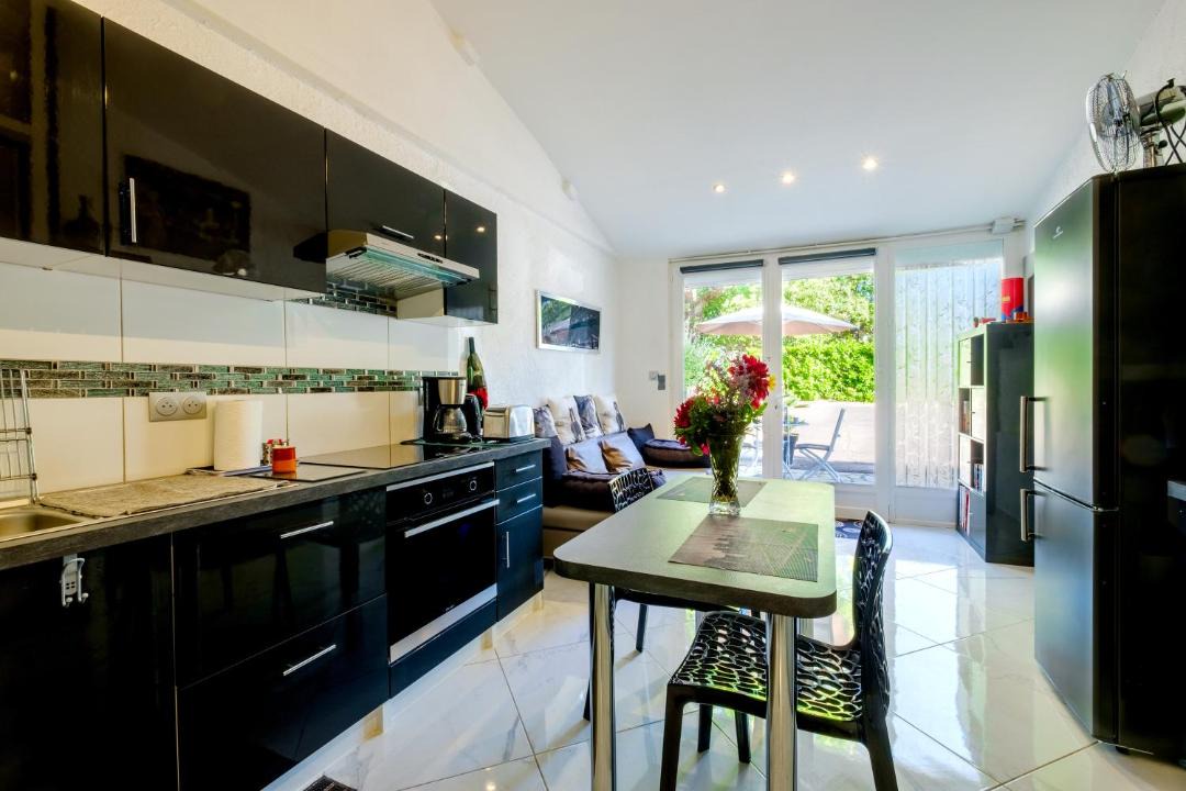 Photo of Kitchen in Saint-Cezaire-sur-Siagne