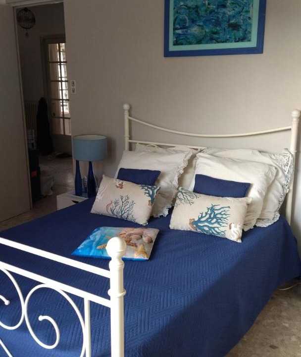 Photo of Bedroom in Velleron