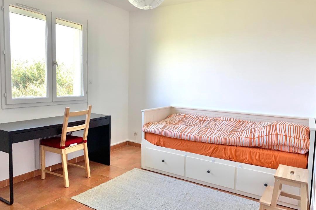 Photo of Bedroom in Rochefort-du-Gard