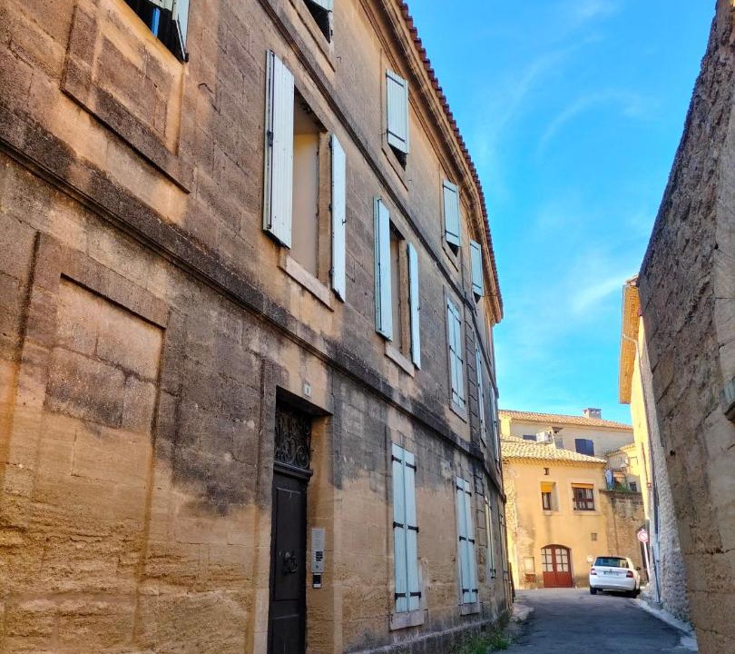 Photo of Buildings in Vers-Pont-du-Gard