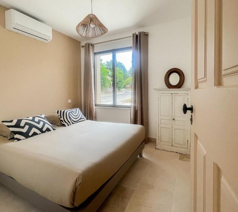 Photo of Bedroom in Lacoste