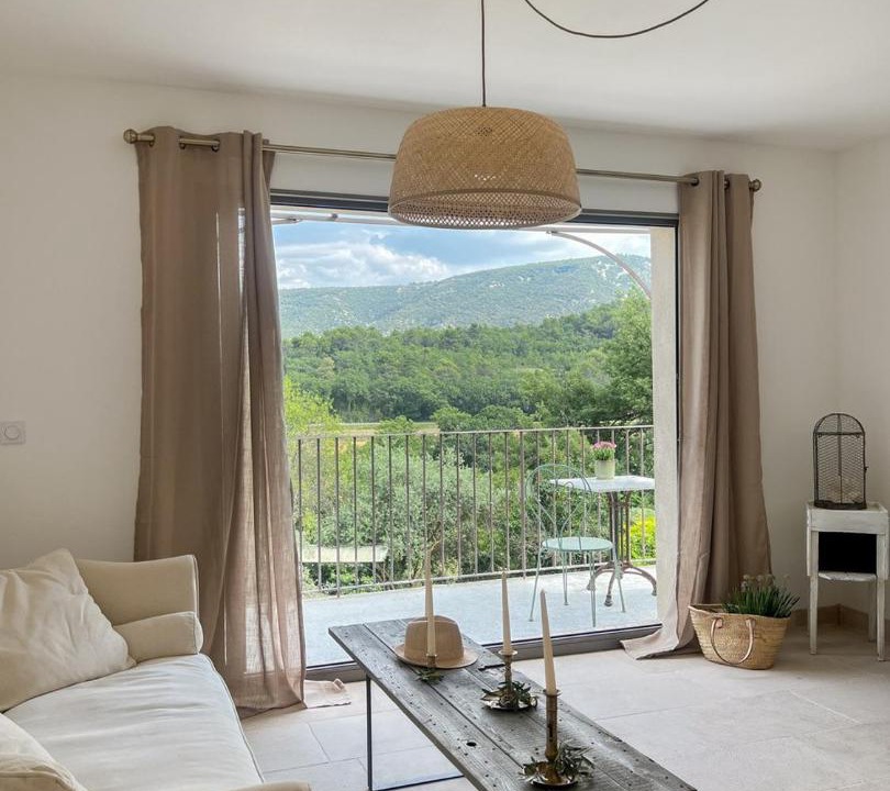 Photo of Livingroom in Lacoste