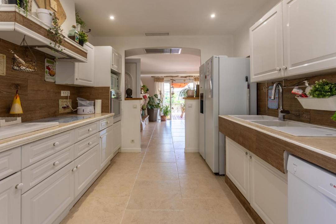 Photo of Kitchen in Le Thoronet