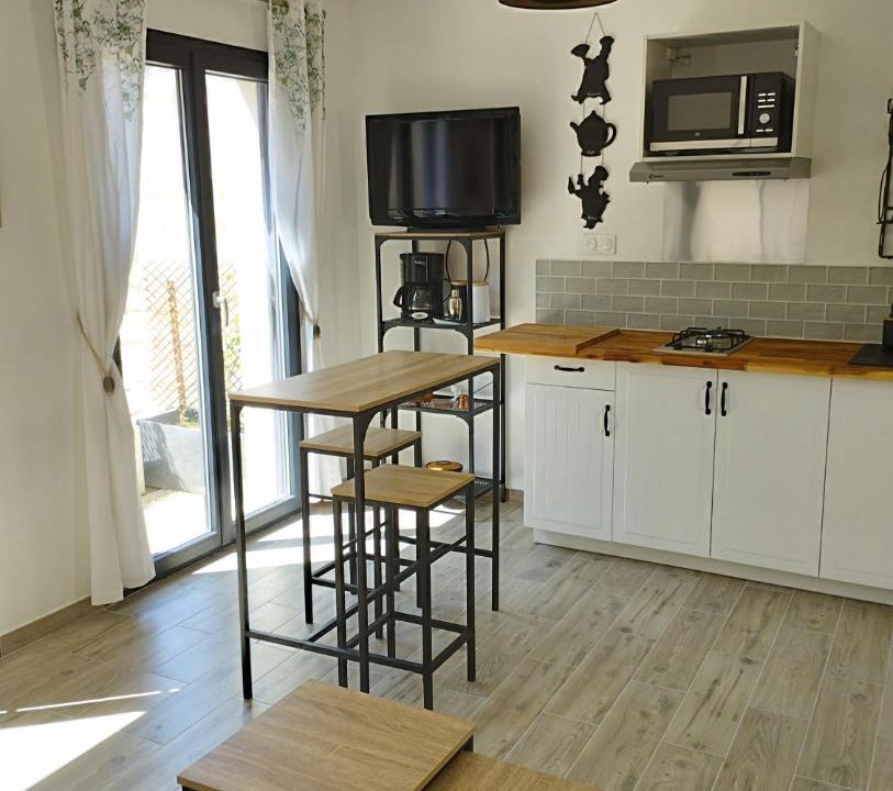 Photo of Livingroom in Caromb
