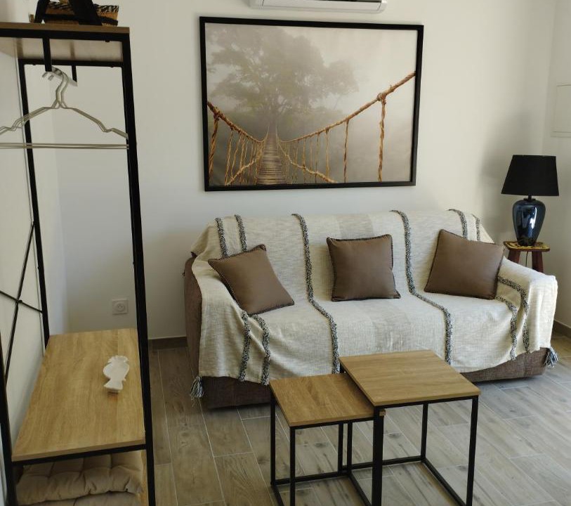 Photo of Livingroom in Caromb