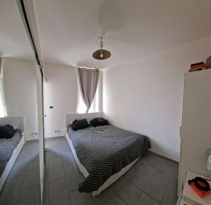 Photo of Bedroom in 7th Arrondissement