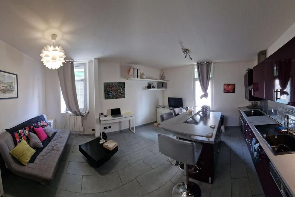 Photo of Livingroom in 7th Arrondissement