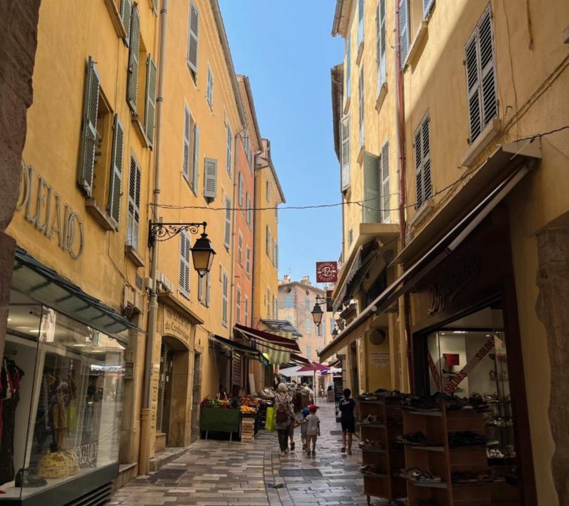 Photo of Others in Hyeres City Centre