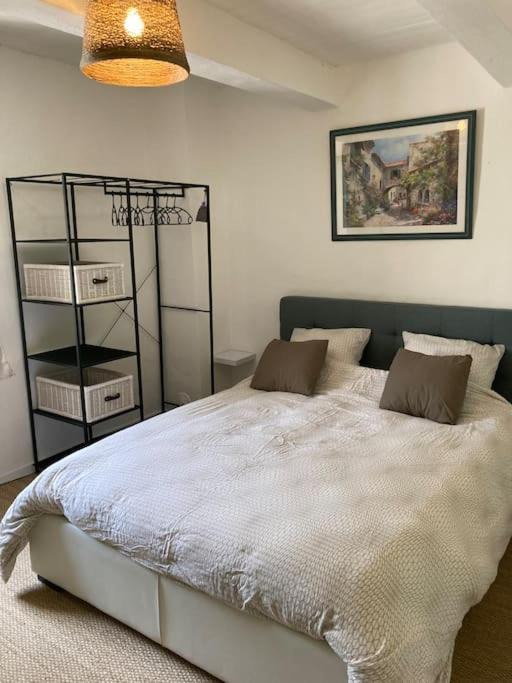 Photo of Bedroom in Plaisians