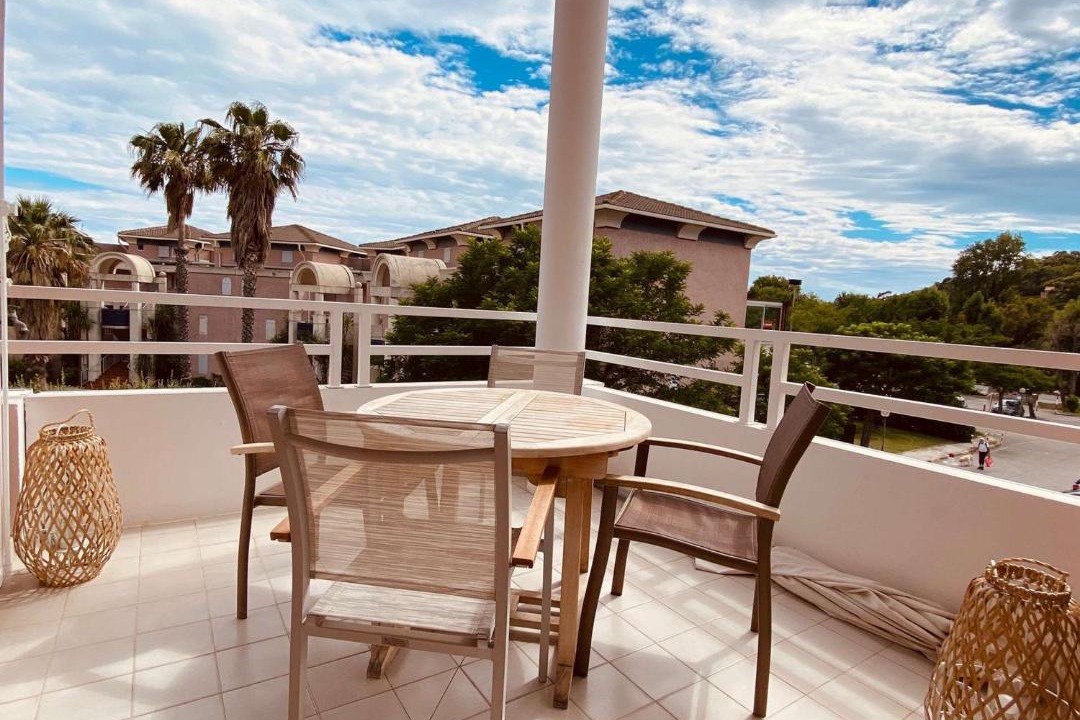 Photo of Patio Balcony in Cavaliere Beach