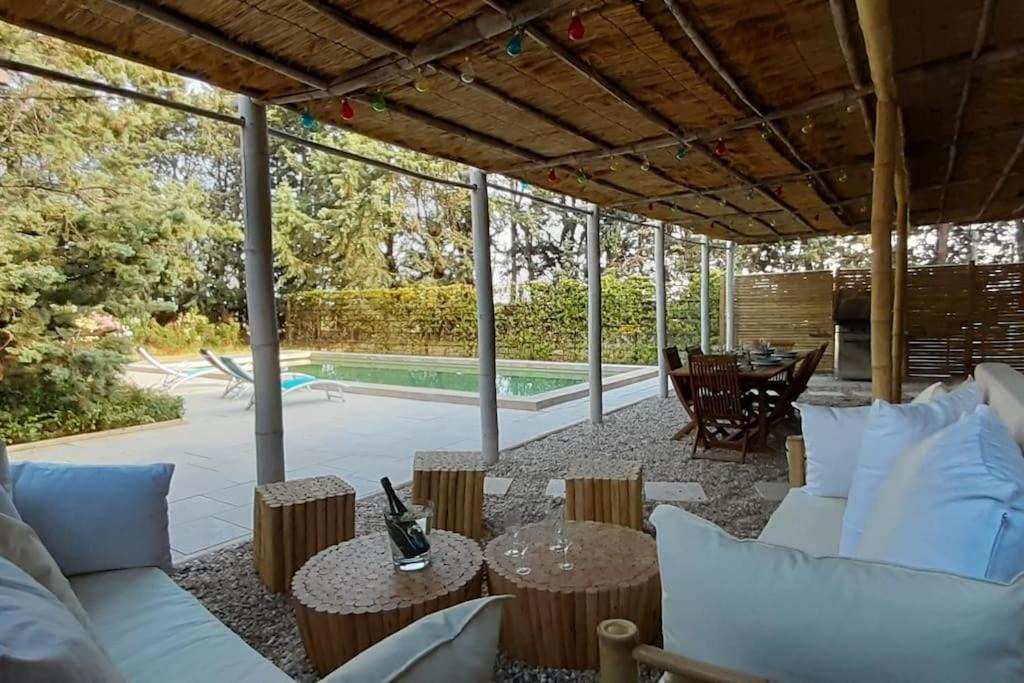 Photo of Patio Balcony in Meynes