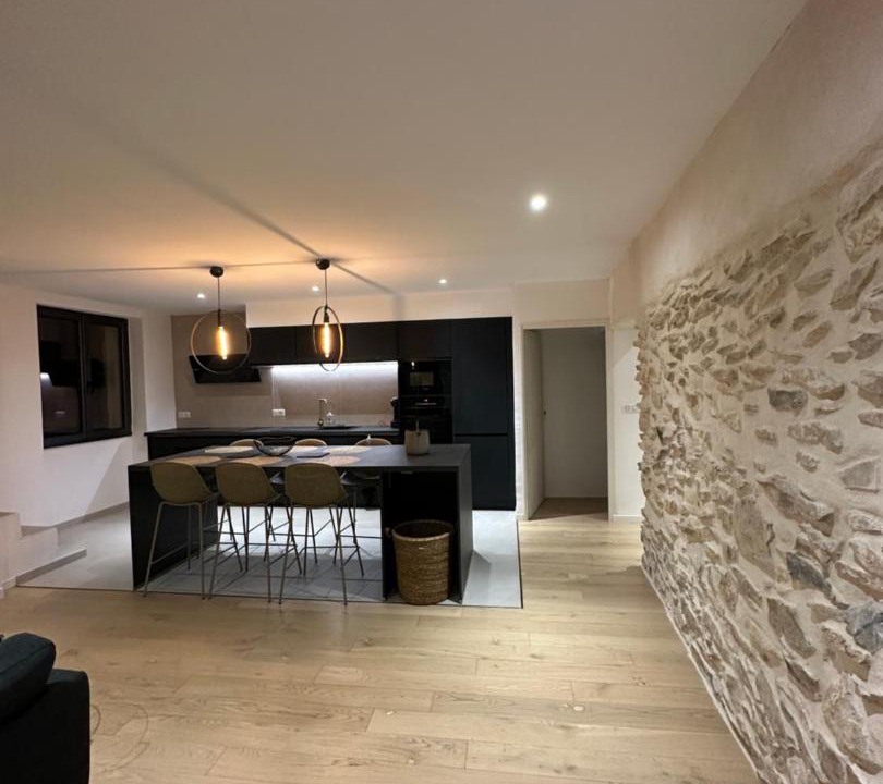 Photo of Livingroom in Tavel