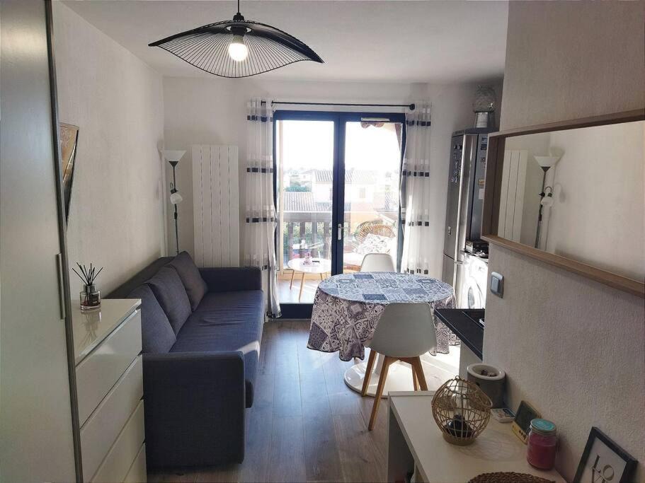 Photo of Livingroom in Miramar