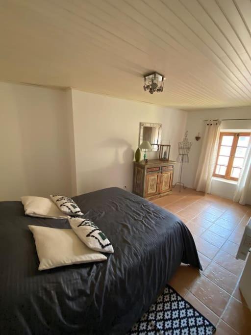 Photo of Bedroom in Quinson