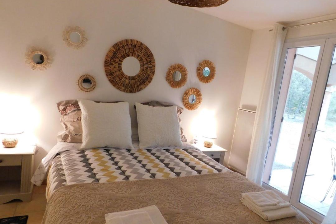 Photo of Bedroom in Regusse