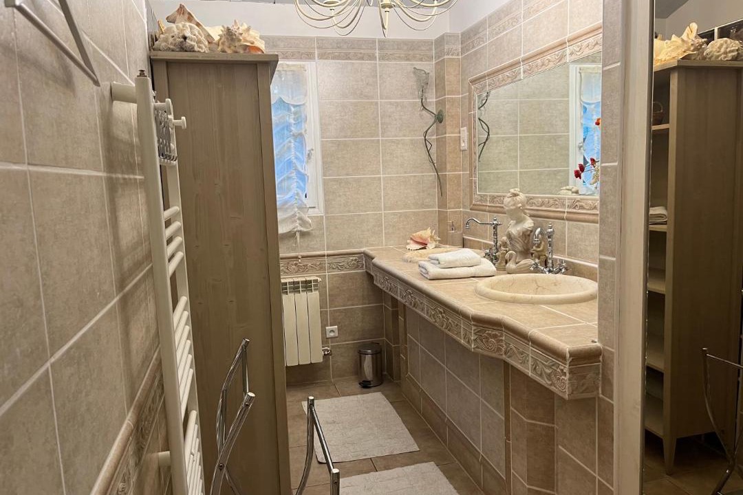 Photo of Bathroom in Sernhac