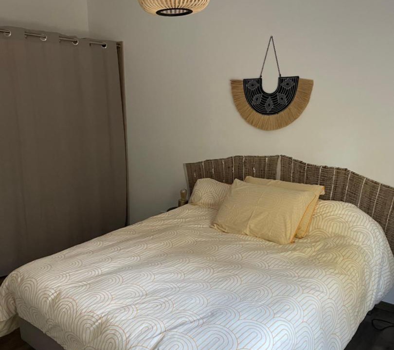 Photo of Bedroom in Jouques