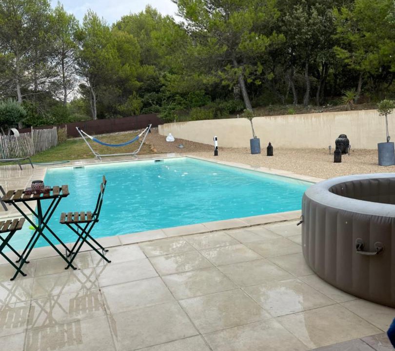 Photo of Outdoor in Jouques