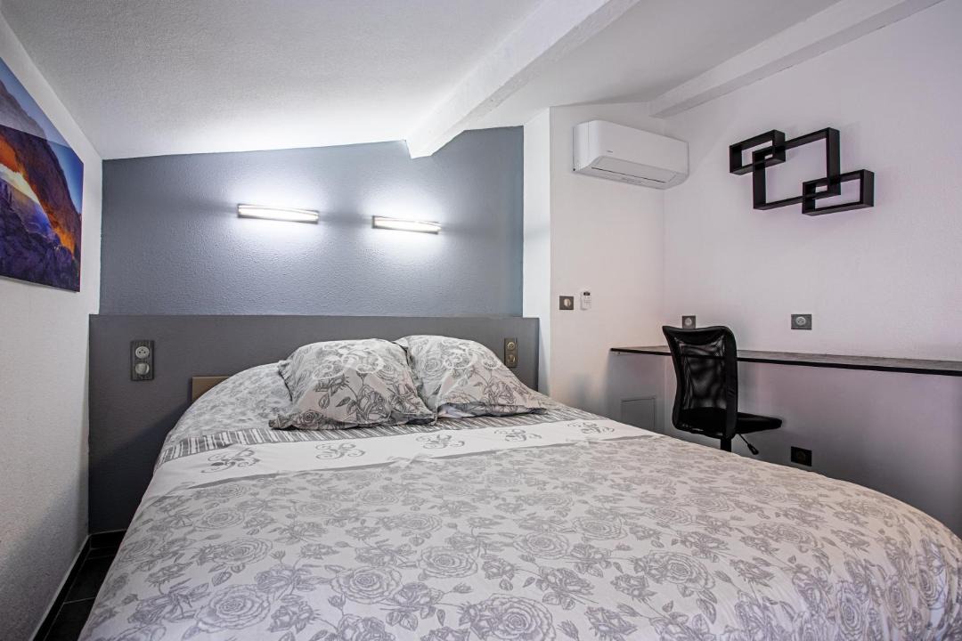 Photo of Bedroom in Carces