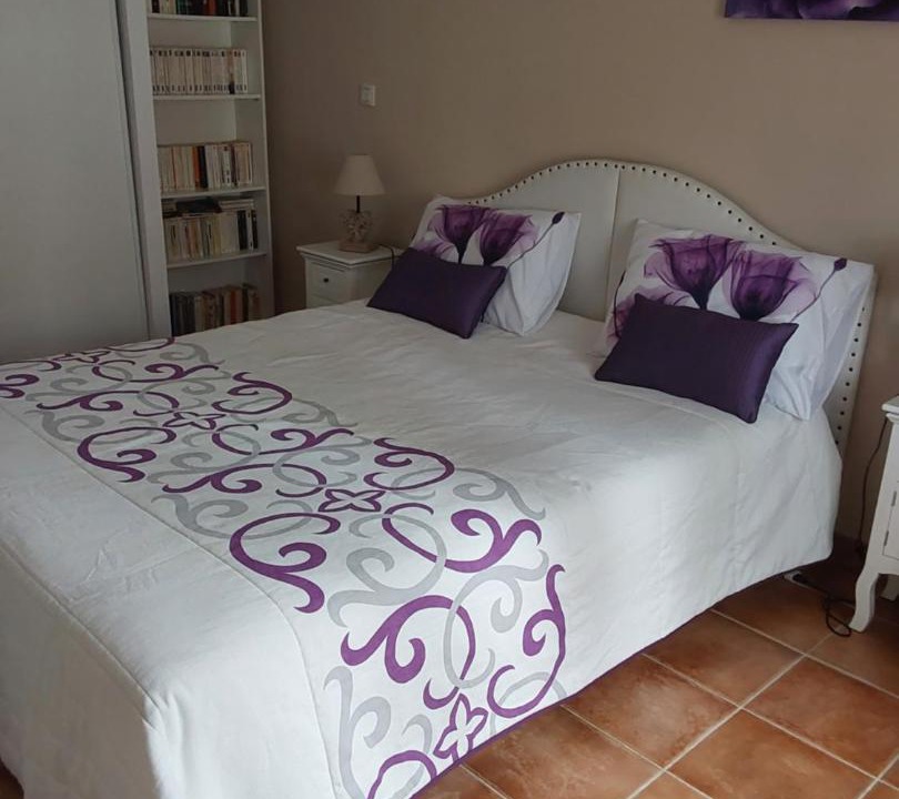 Photo of Bedroom in Rochefort-du-Gard