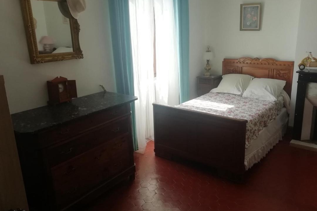 Photo of Bedroom in Montfavet