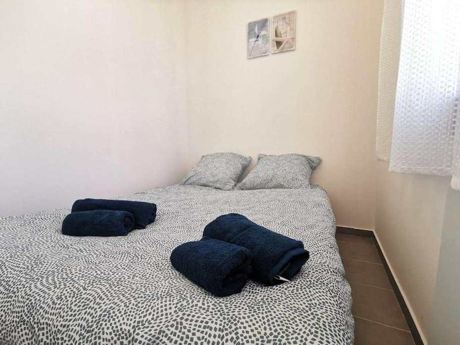 Photo of Bedroom in Miramas