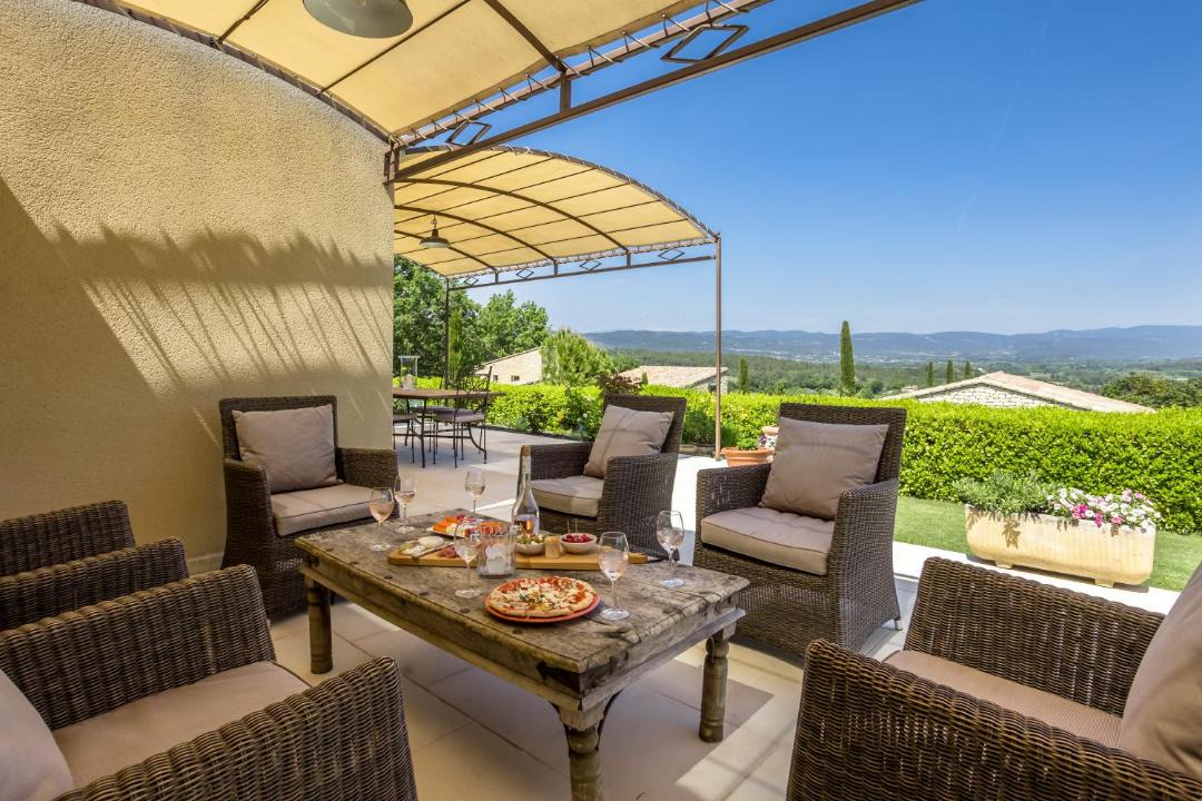 Photo of Patio Balcony in Saint-Pantaleon