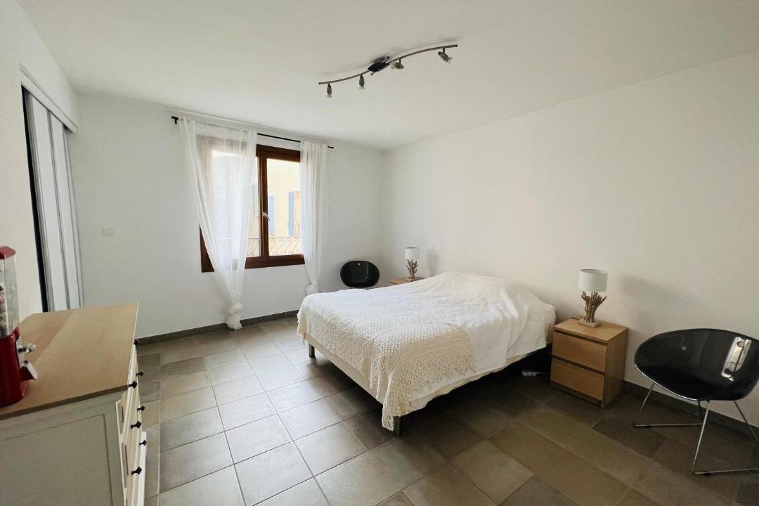 Photo of Bedroom in Malaucene