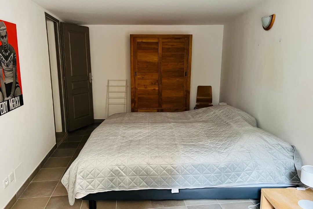 Photo of Bedroom in Malaucene