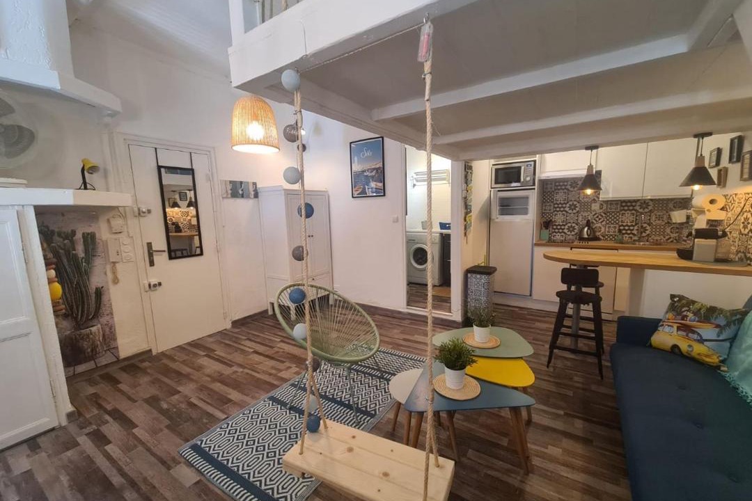 Photo of Livingroom in Toulon