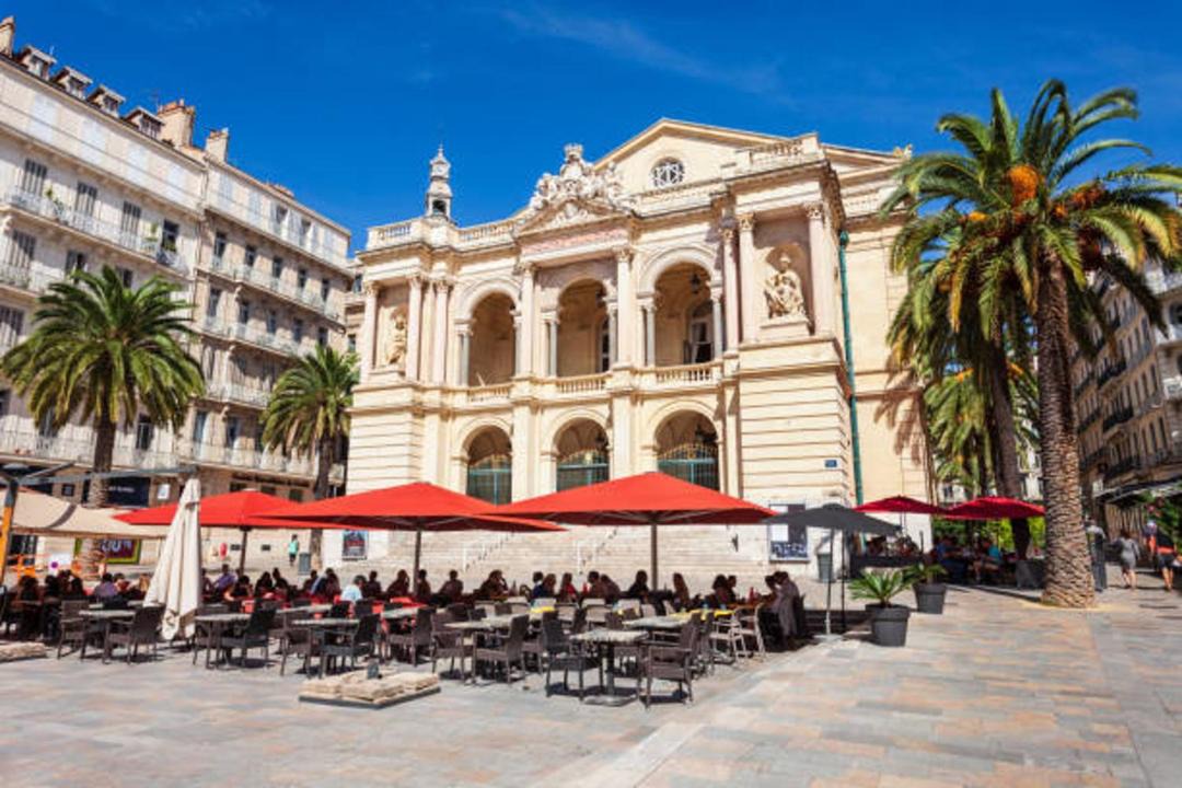 Photo of Buildings in Toulon