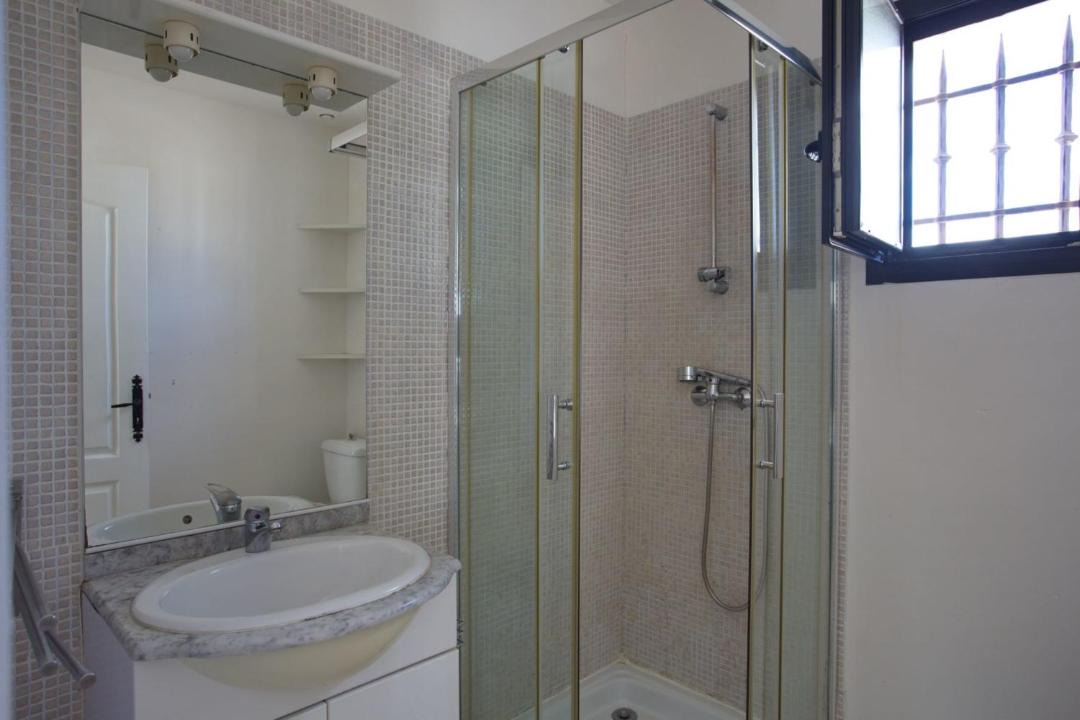 Photo of Bathroom in Pertuis