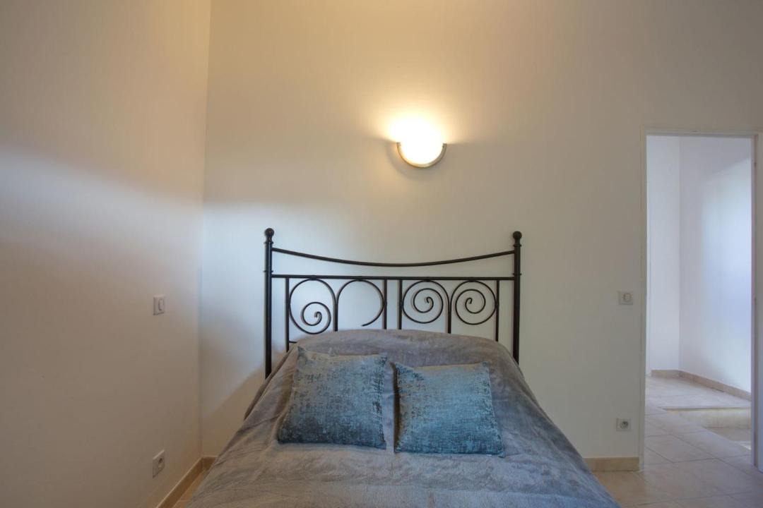 Photo of Bedroom in Pertuis