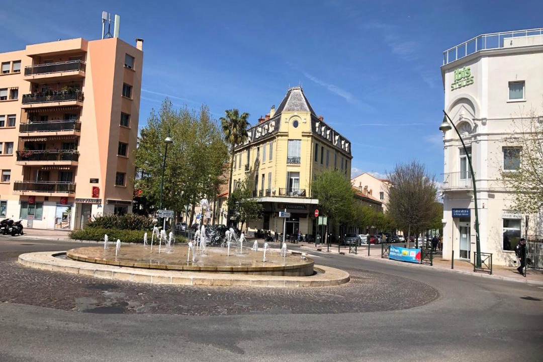 Photo of Buildings in Hyeres