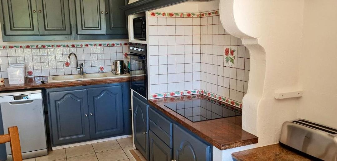 Photo of Kitchen in Menerbes