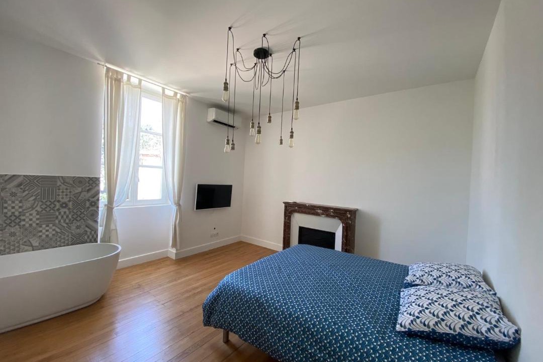 Photo of Bedroom in Avignon