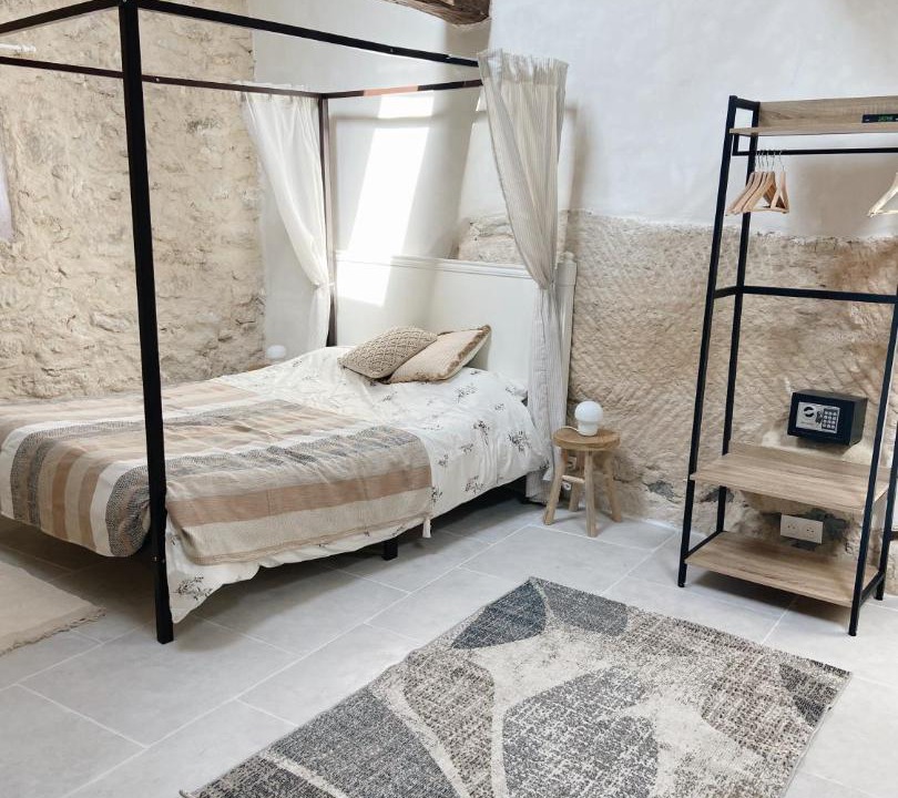 Photo of Bedroom in Bonnieux