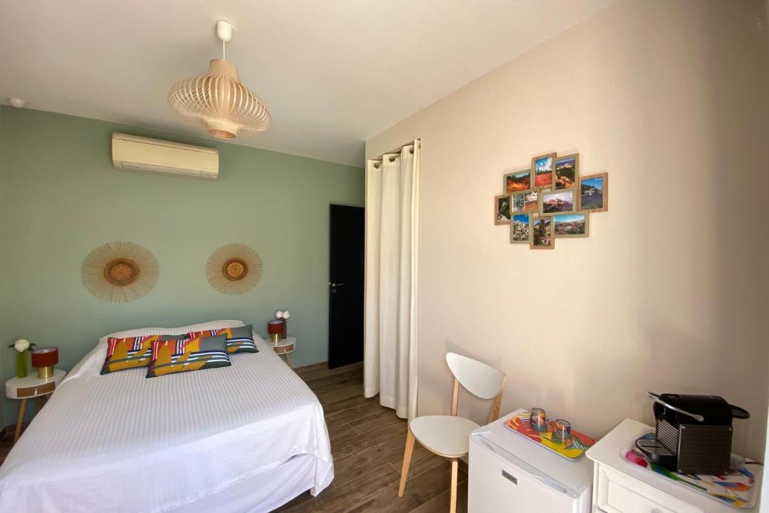 Photo of Bedroom in Robion