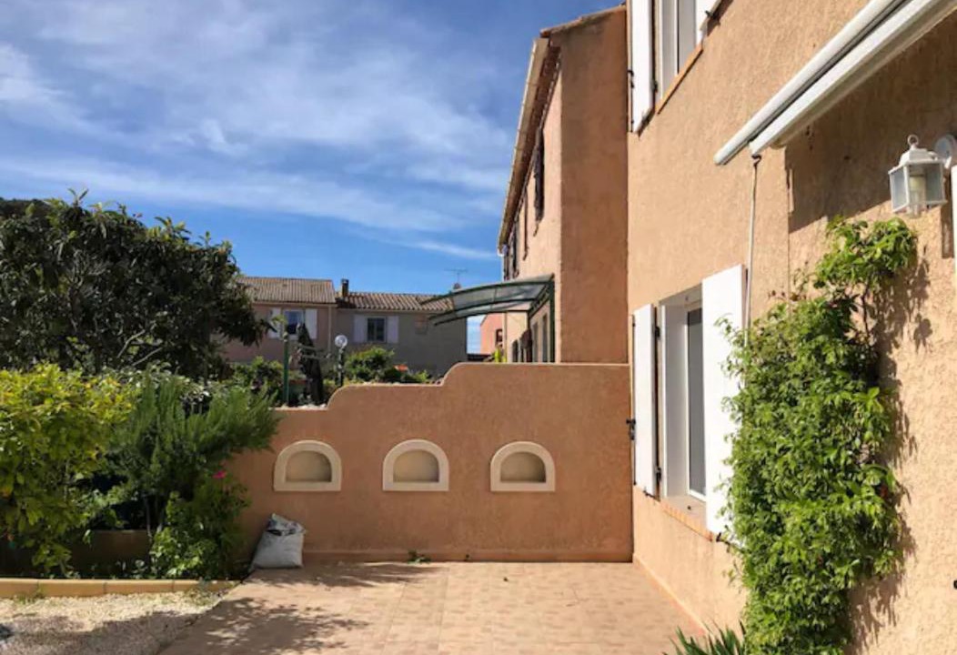 Photo of Buildings in La Londe-les-Maures
