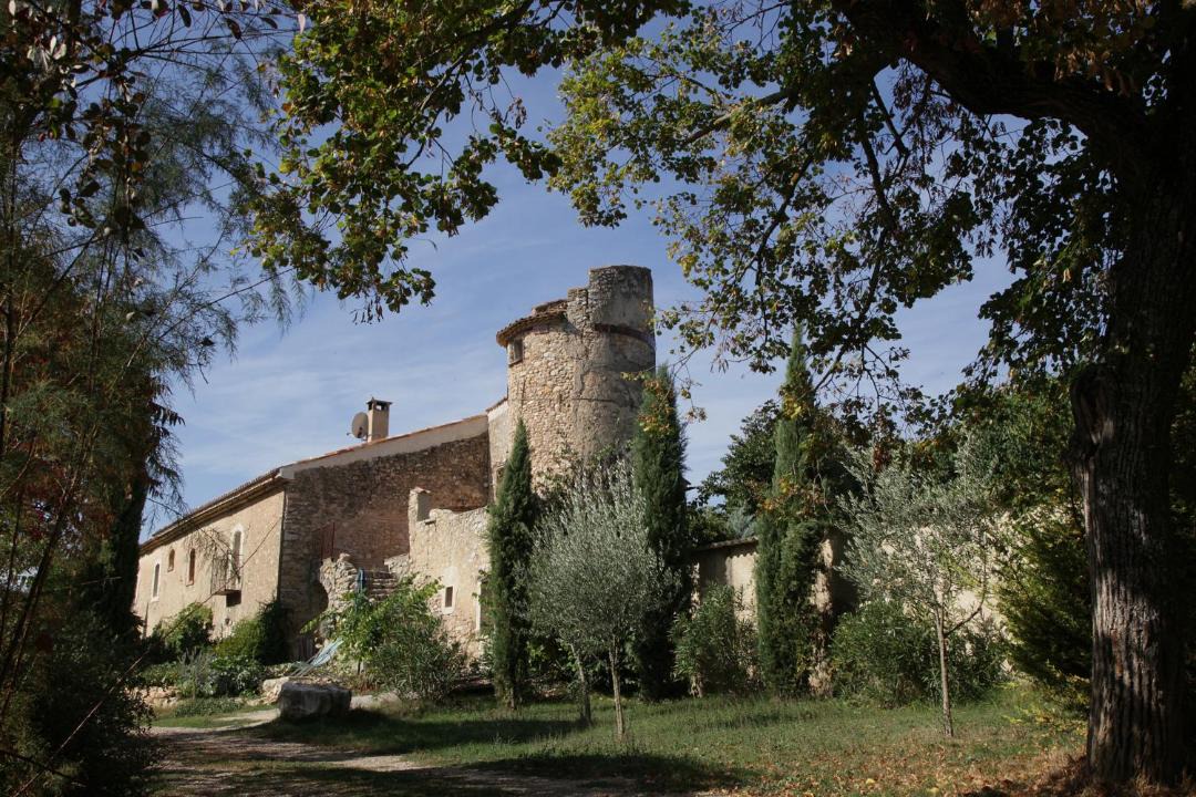 Photo of Buildings in Saint-Laurent-du-Verdon