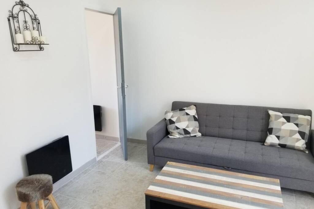 Photo of Livingroom in Sormiou