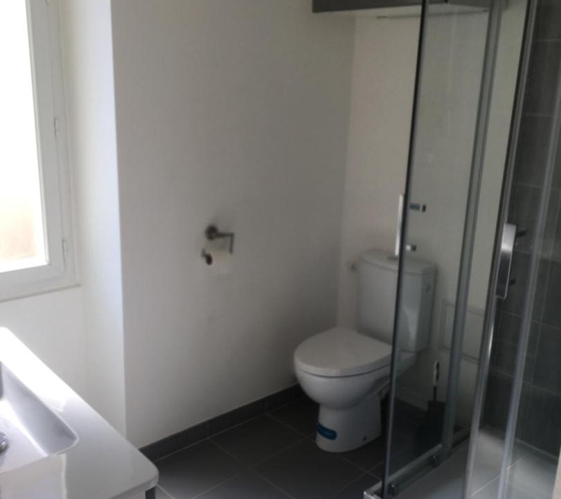 Photo of Bathroom in Cadenet