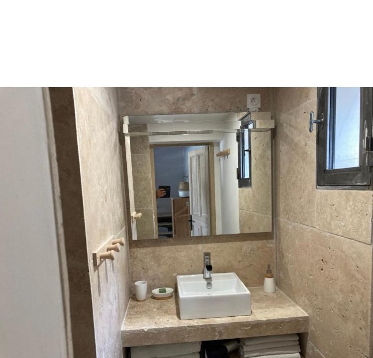 Photo of Bathroom in Saint-Andiol