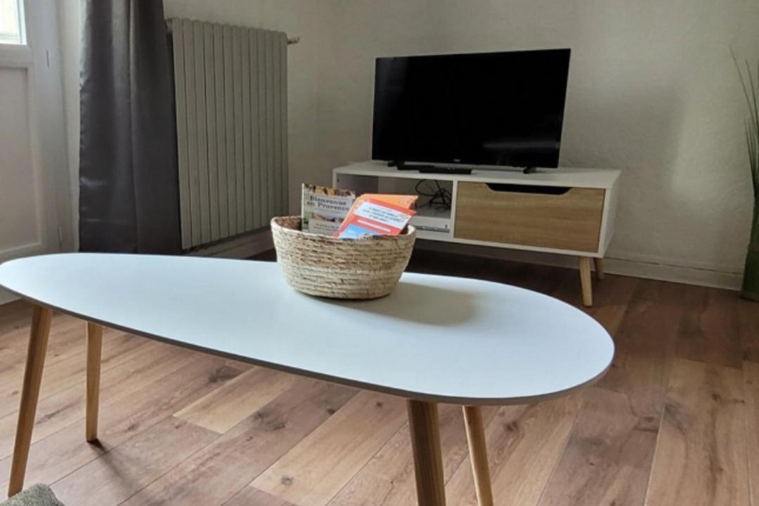 Photo of Livingroom in Orange