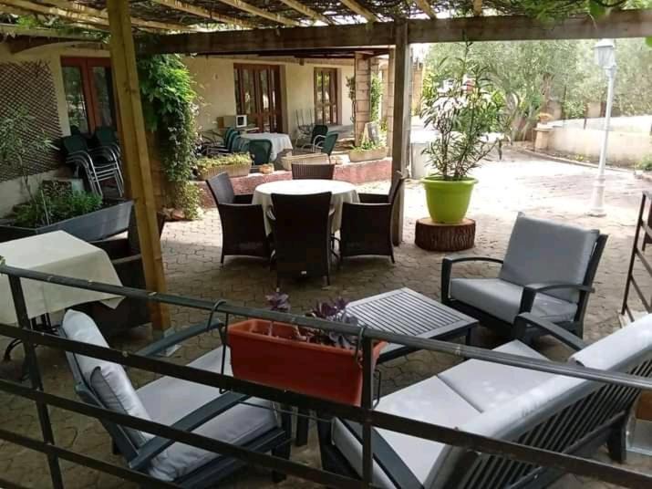 Photo of Patio Balcony in Sernhac
