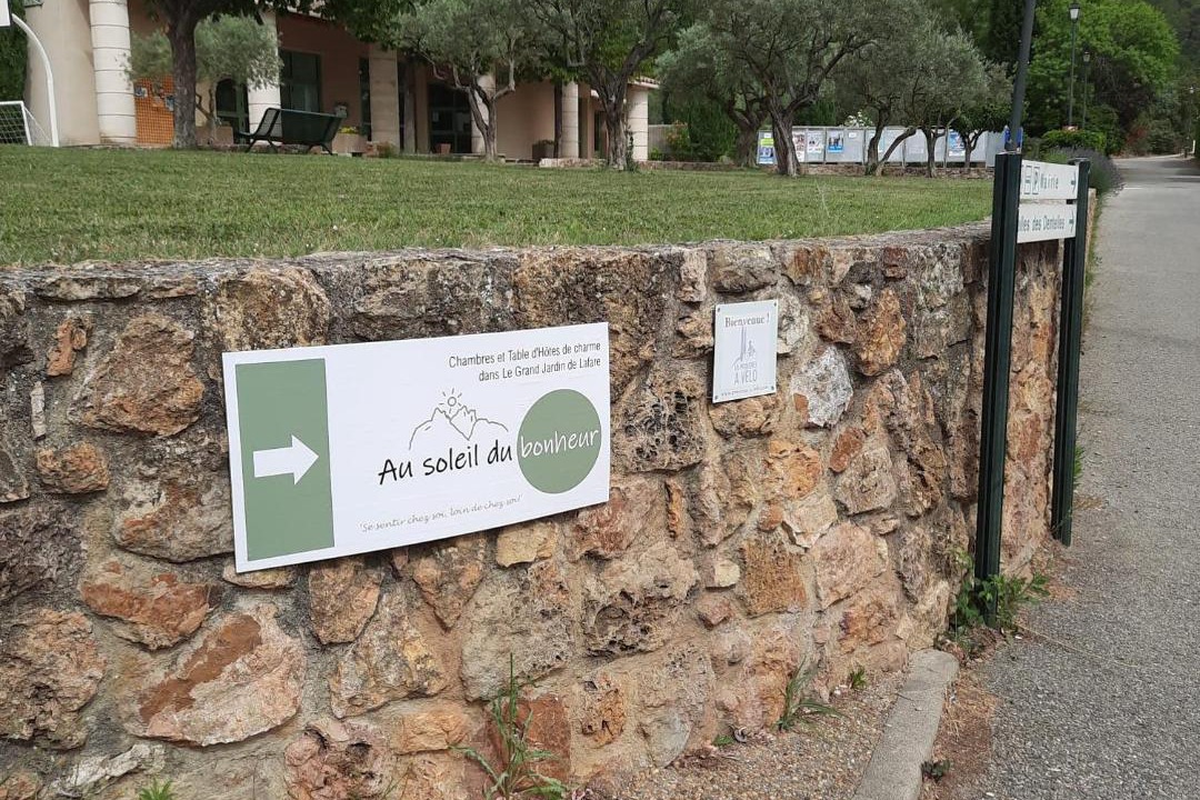 Photo of Buildings in Lafare